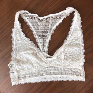 LIKE NEW- Victoria Secret Bralette 💕